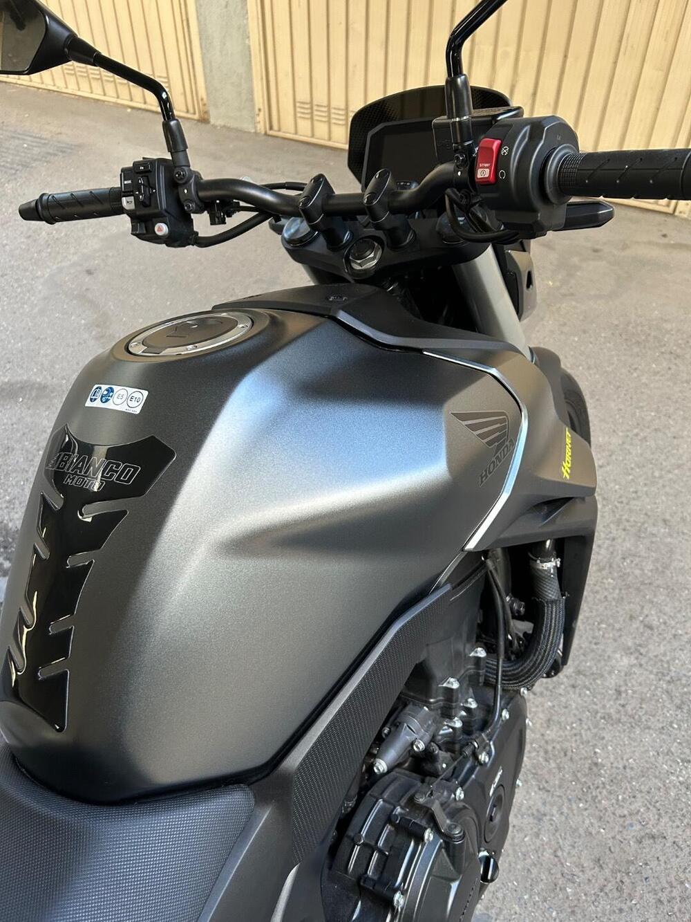 Honda CB 750 Hornet (2023 - 24) (6)