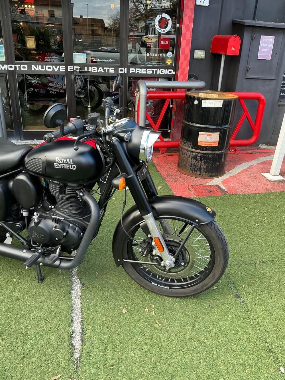 Royal Enfield Classic 350 (2021 - 26) (6)