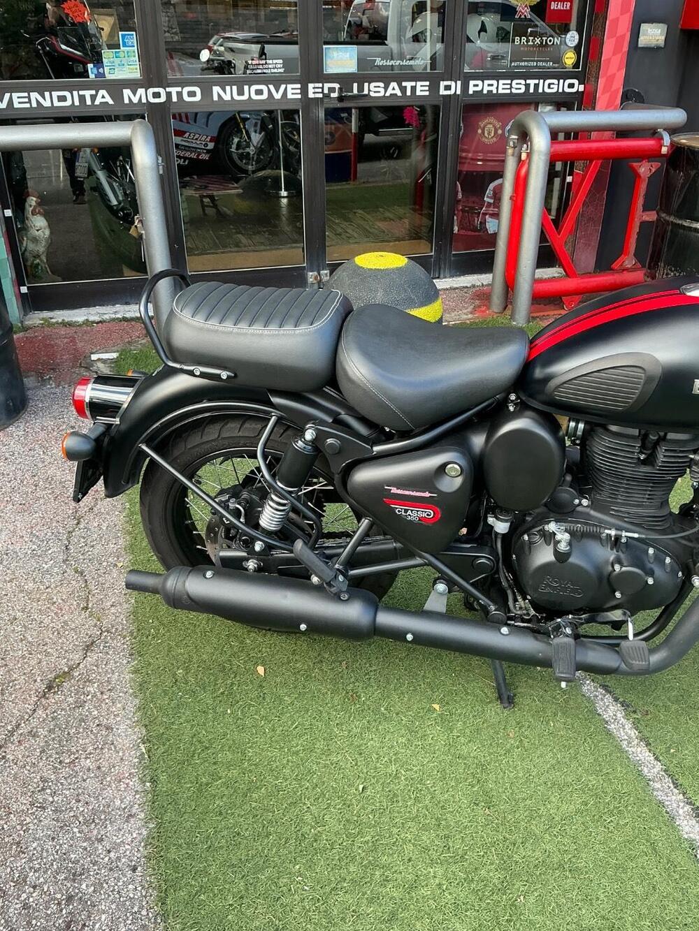 Royal Enfield Classic 350 (2021 - 26) (9)