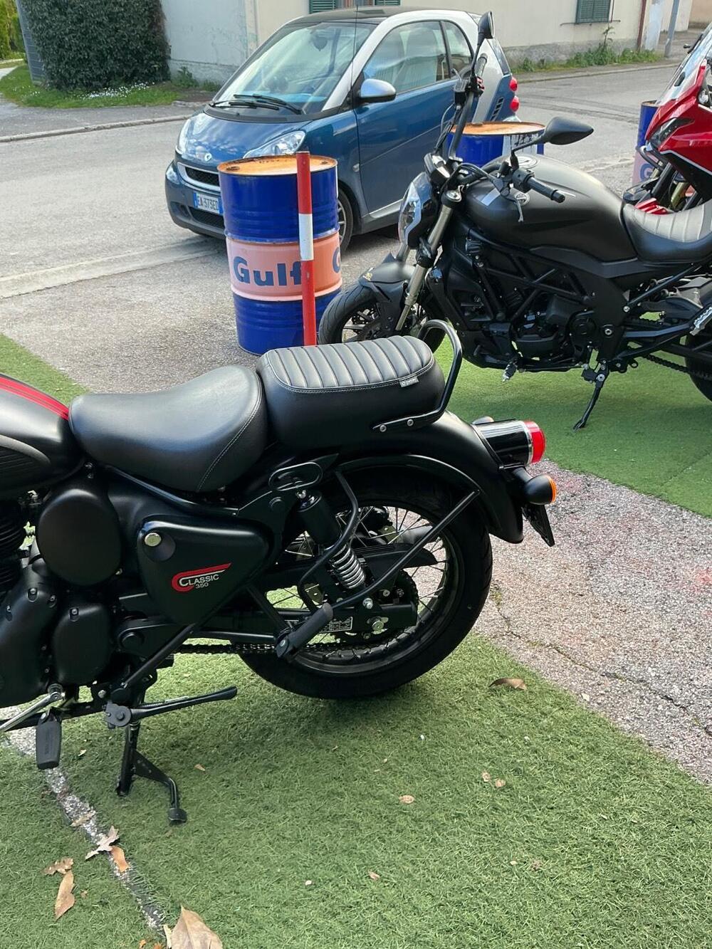 Royal Enfield Classic 350 (2021 - 26) (10)