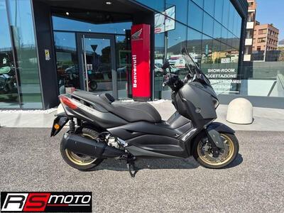 Yamaha X-Max 300 Tech Max (2021 - 24) usata