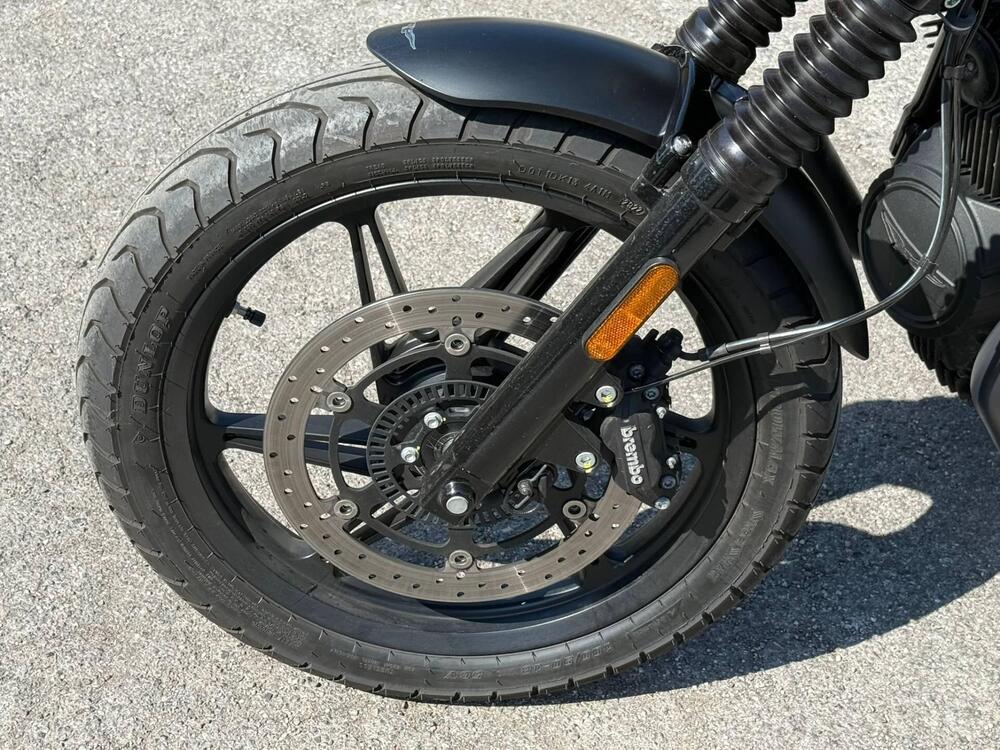 Moto Guzzi V7 Stone (2025 - 26) (6)