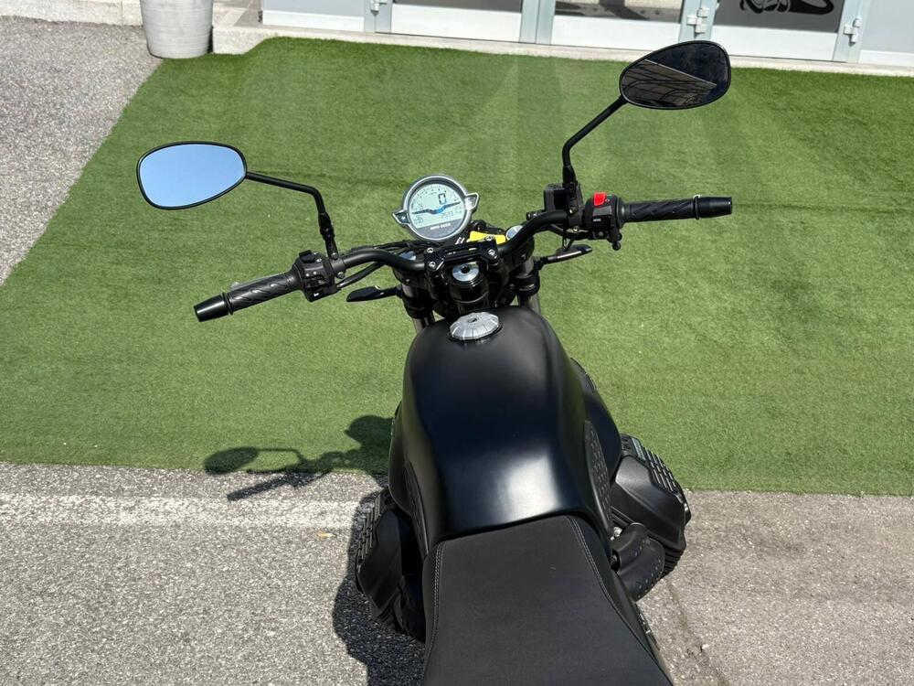 Moto Guzzi V7 Stone (2025 - 26) (16)