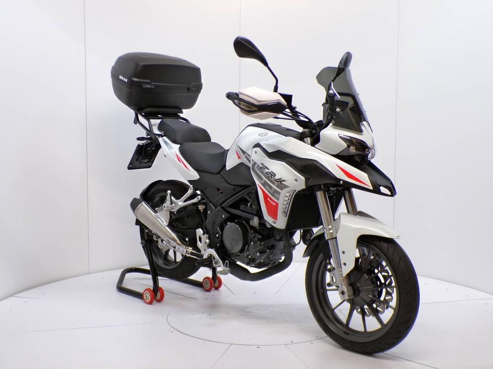 Benelli TRK 251 (2022 - 25) (2)