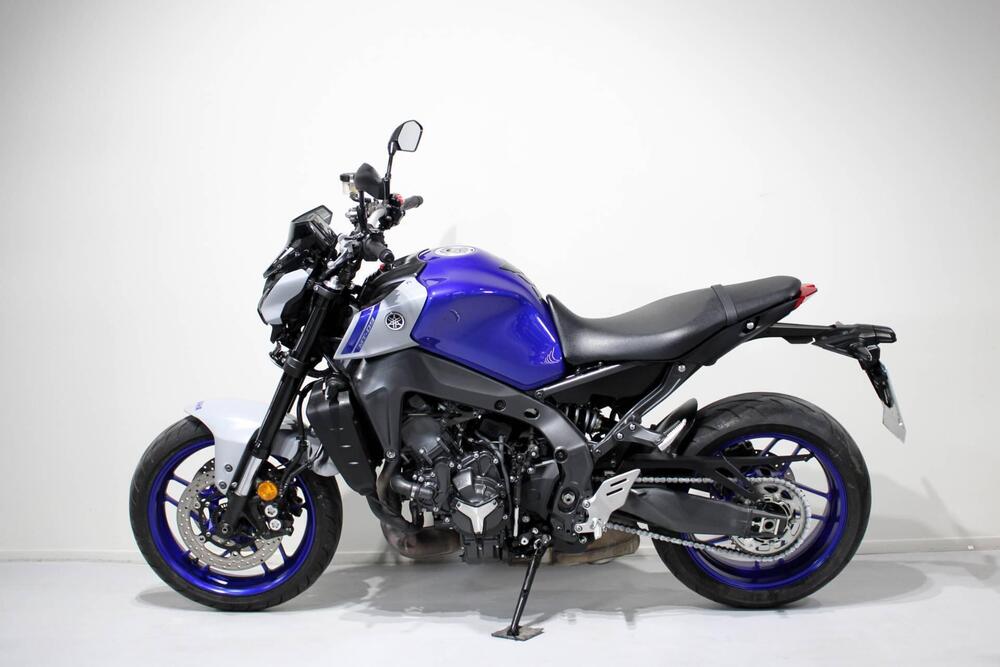 Yamaha MT-09 (2021 - 23) (4)