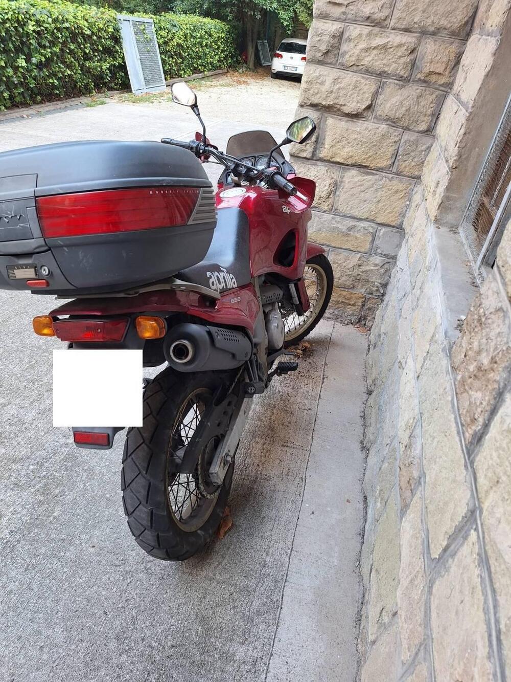 Aprilia Pegaso 650 (1997 - 00) (2)