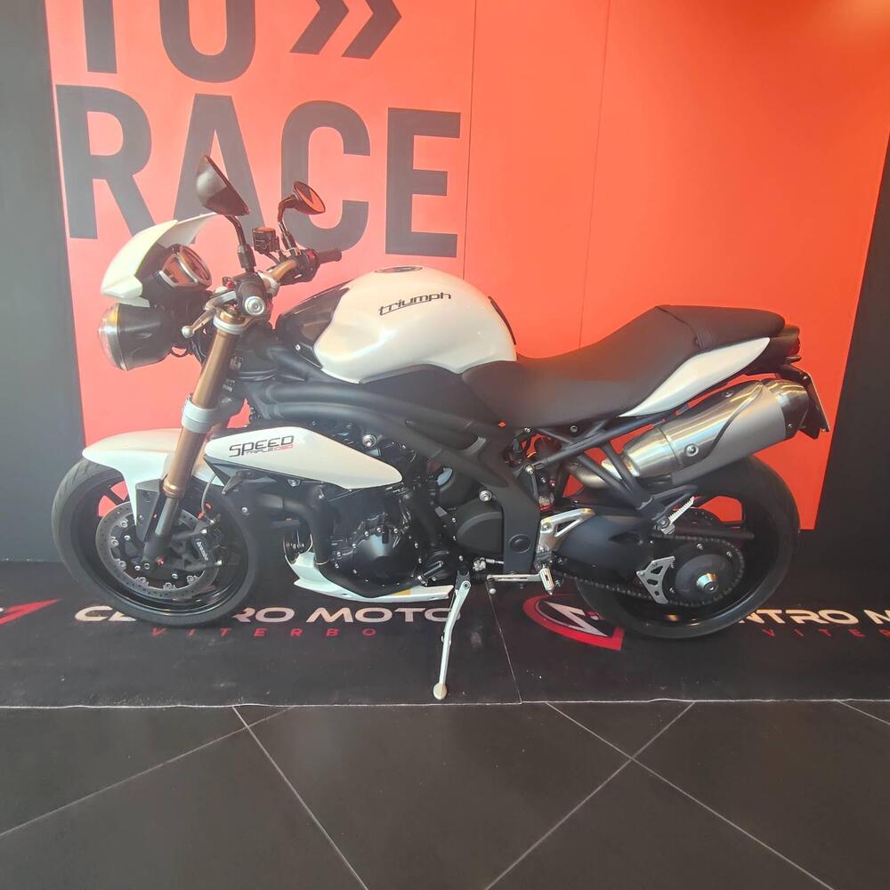 Triumph Speed Triple 1050 (2011 - 13) (8)