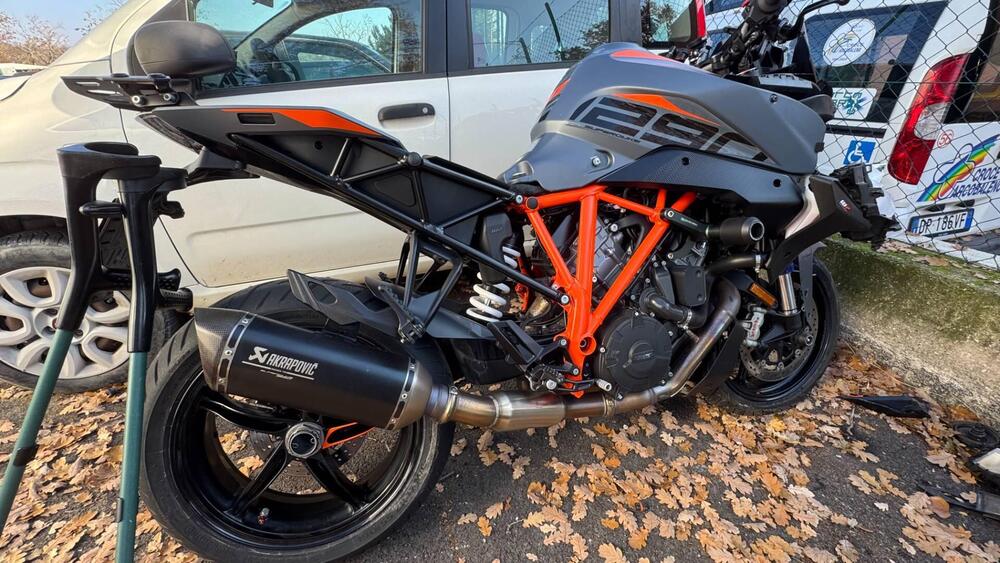 KTM 1290 Super Duke GT (2022 - 25)