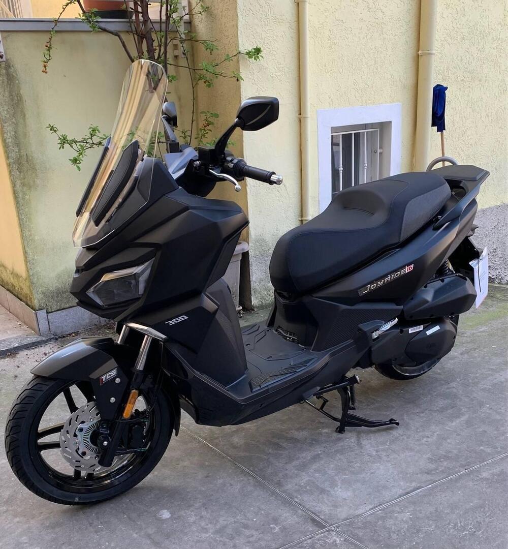 Sym Joyride 300 (2025 - 26) (2)