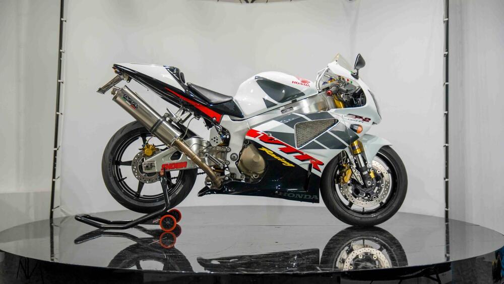 Honda VTR 1000 SP-2 (2002 - 06) (5)