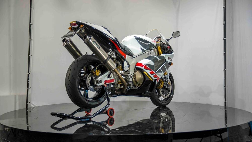 Honda VTR 1000 SP-2 (2002 - 06) (6)