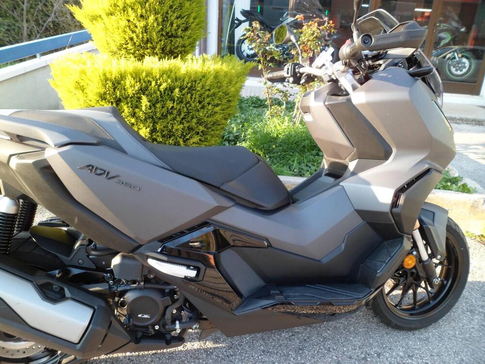 Honda ADV 350 (2022 - 24) (11)
