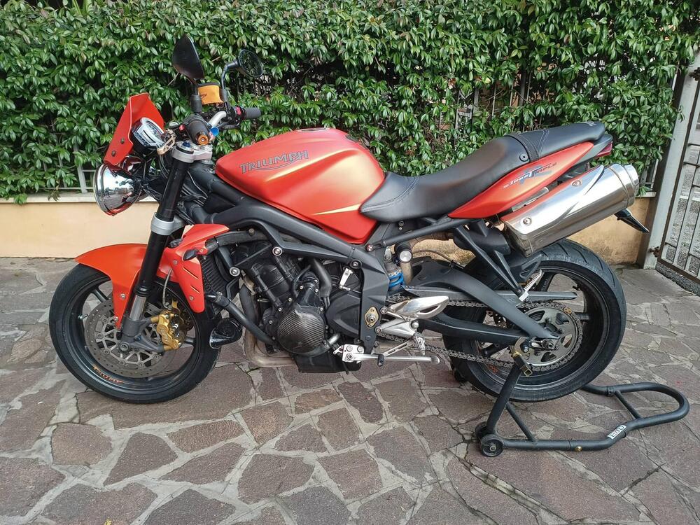 Triumph Street Triple R (2009 - 12) (3)