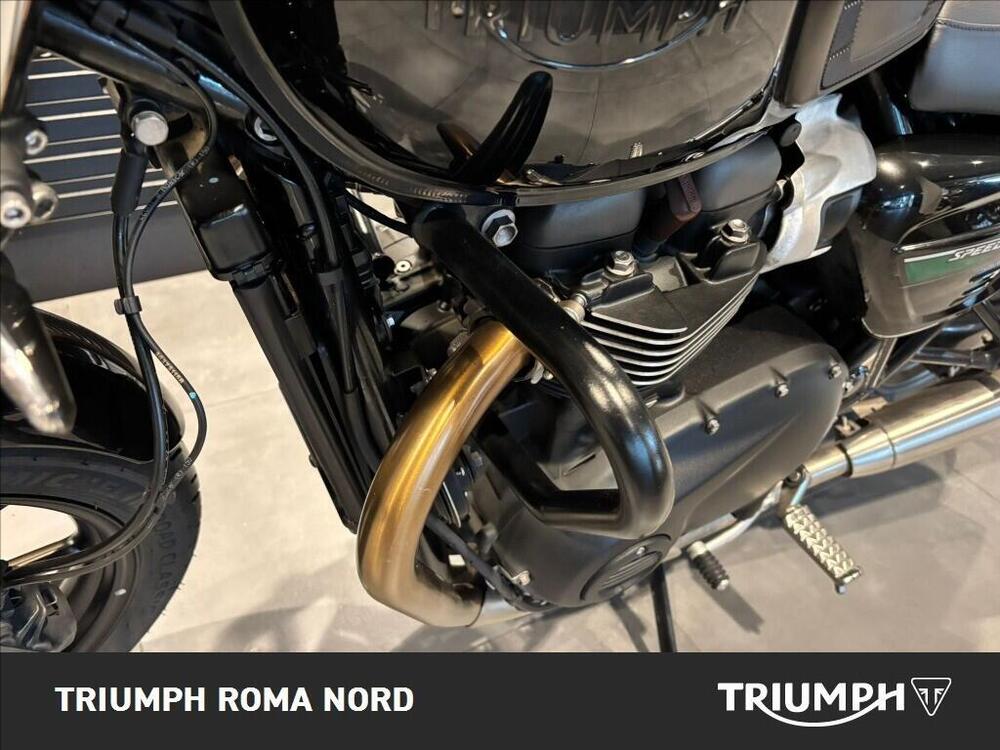 Triumph Speed Twin 900 Stealth Edition (2024) (7)