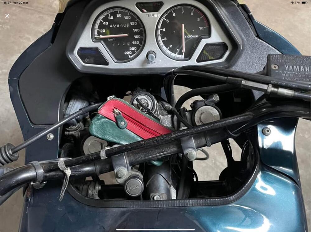 Yamaha Super tenere 750 (2)