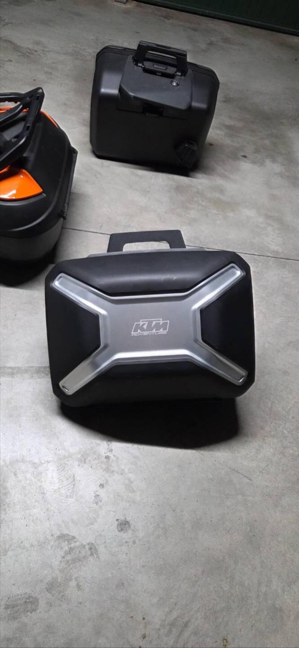 KTM 1290 Super Adventure S (2022 - 25) (11)