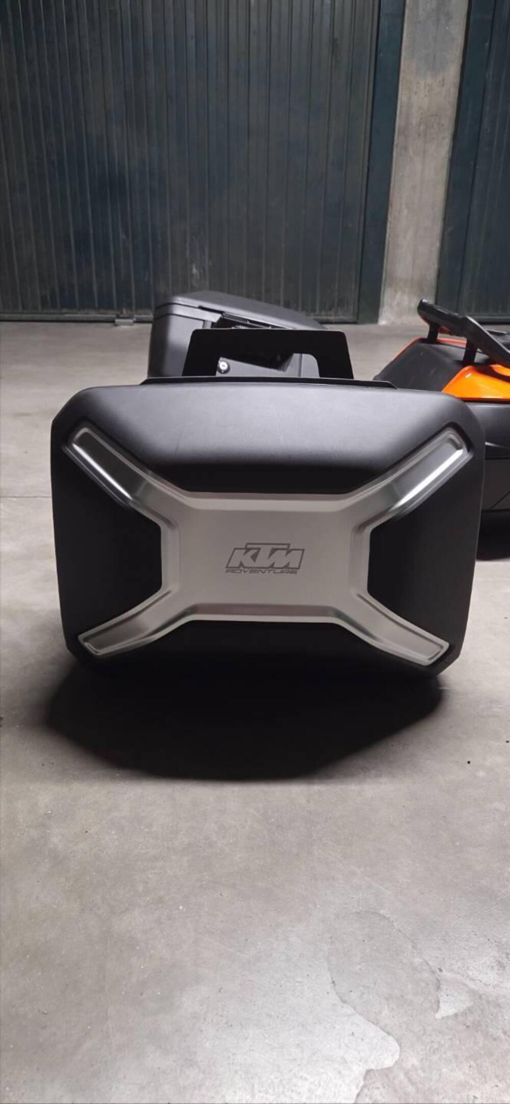 KTM 1290 Super Adventure S (2022 - 25) (12)