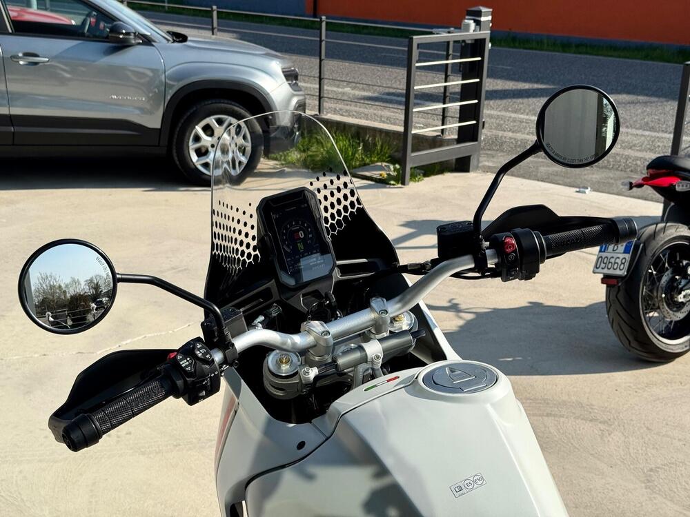 Ducati DesertX (2022 - 25) (6)