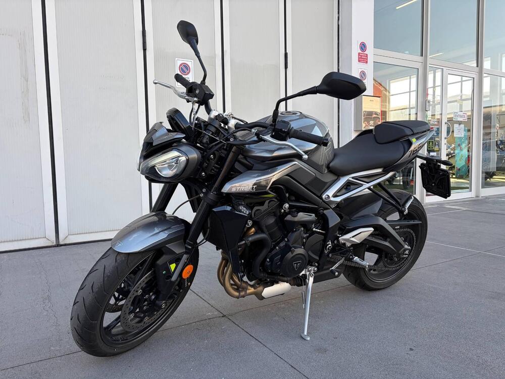 Triumph Street Triple 765 R (2023 - 26)