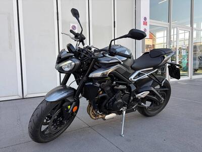 Triumph Street Triple 765 R (2023 - 26) usata