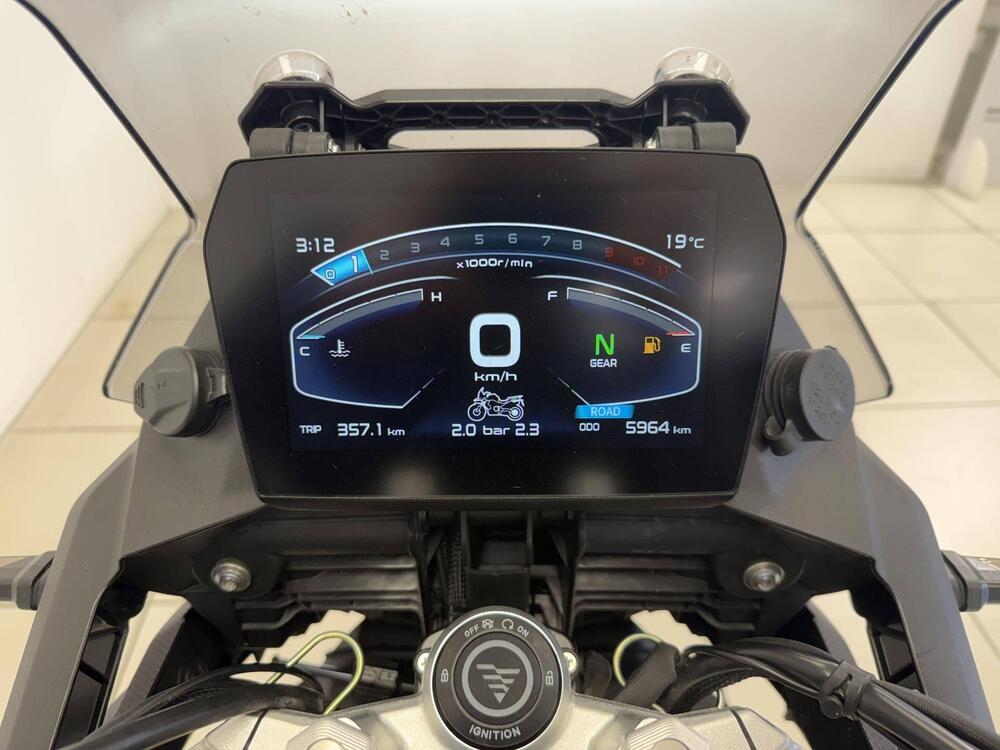 Voge Valico 900DSX (2024 - 26) (15)