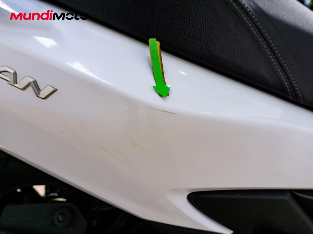 Suzuki Burgman 400 (2022 - 24) (23)