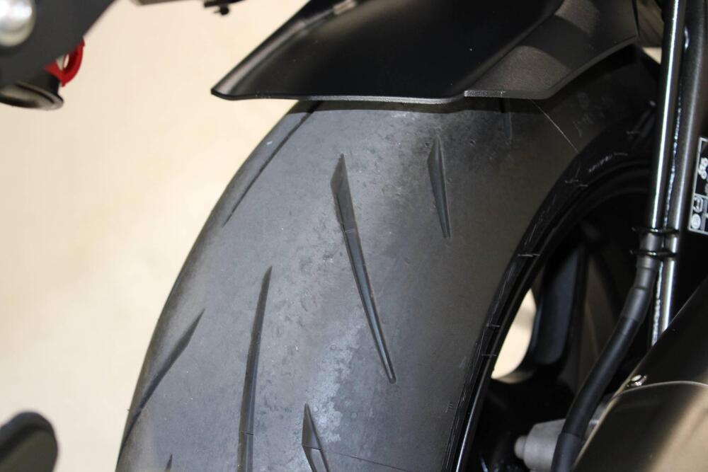 Yamaha MT-10 (2017 - 20) (8)