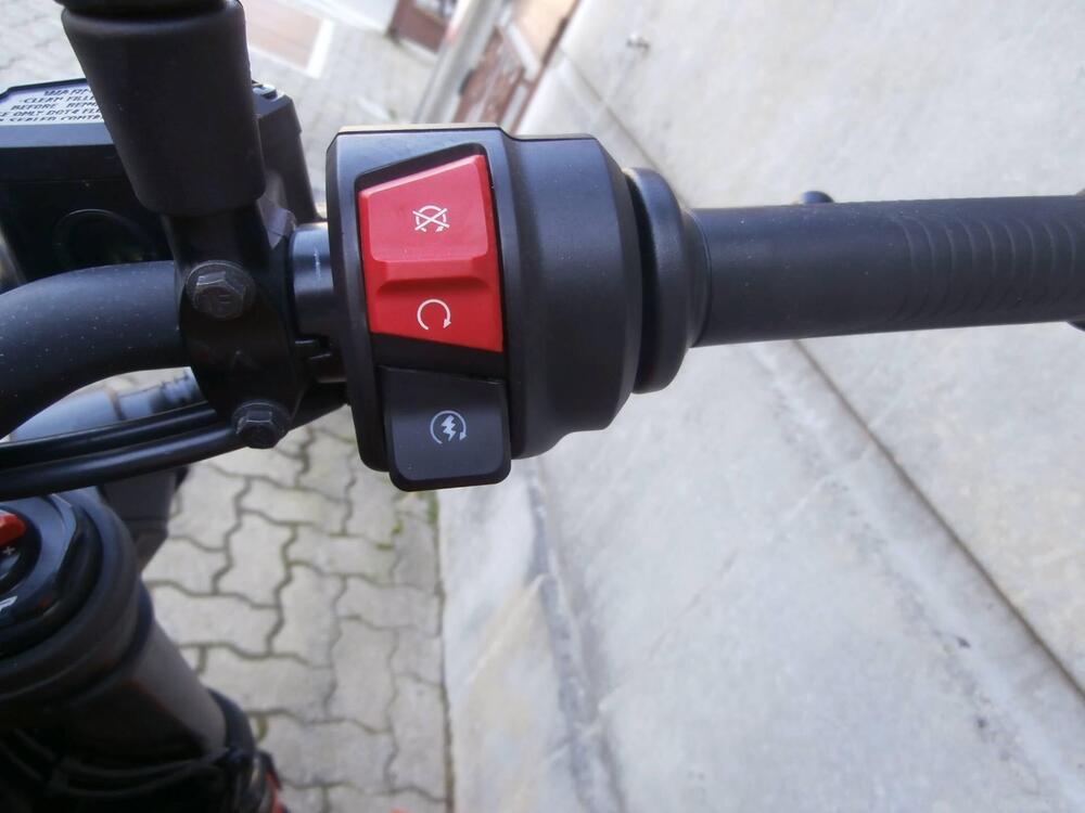 KTM 390 Duke (2024 - 25) (11)