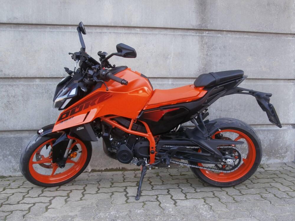 KTM 390 Duke (2024 - 25) (4)