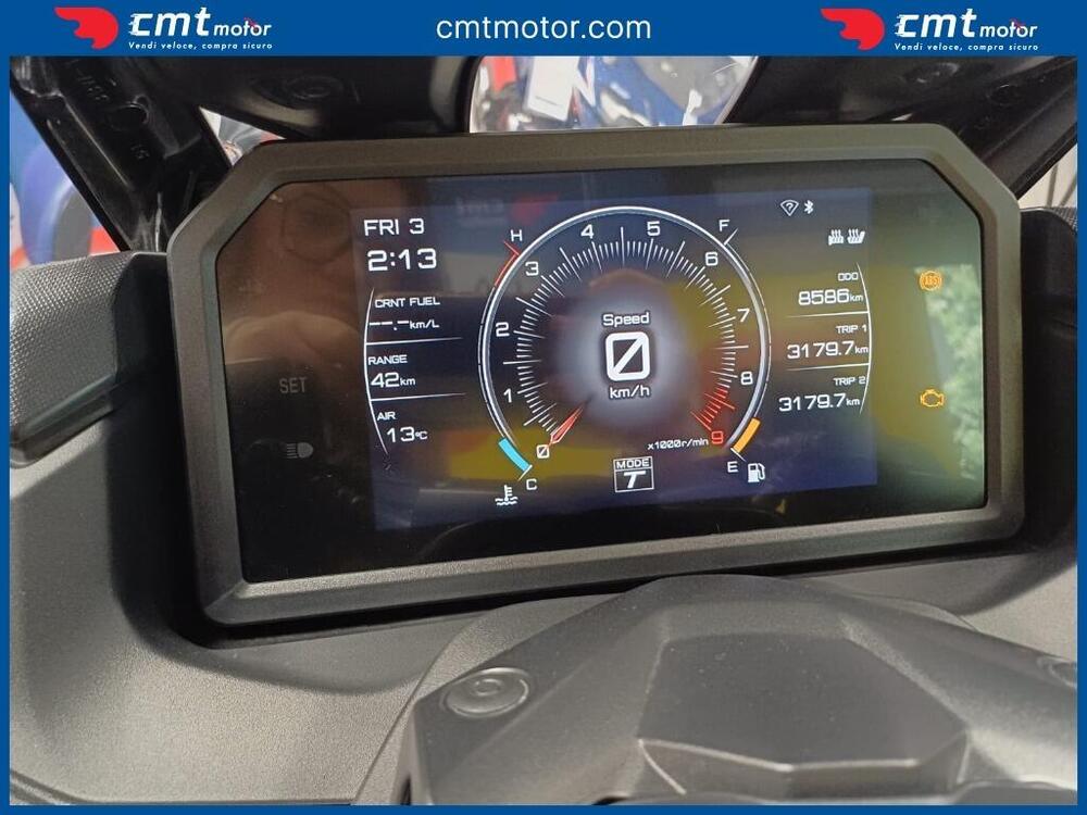 Yamaha T-Max 560 Tech Max (2022 - 24) (5)