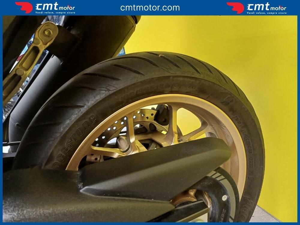 Yamaha T-Max 560 Tech Max (2022 - 24) (8)