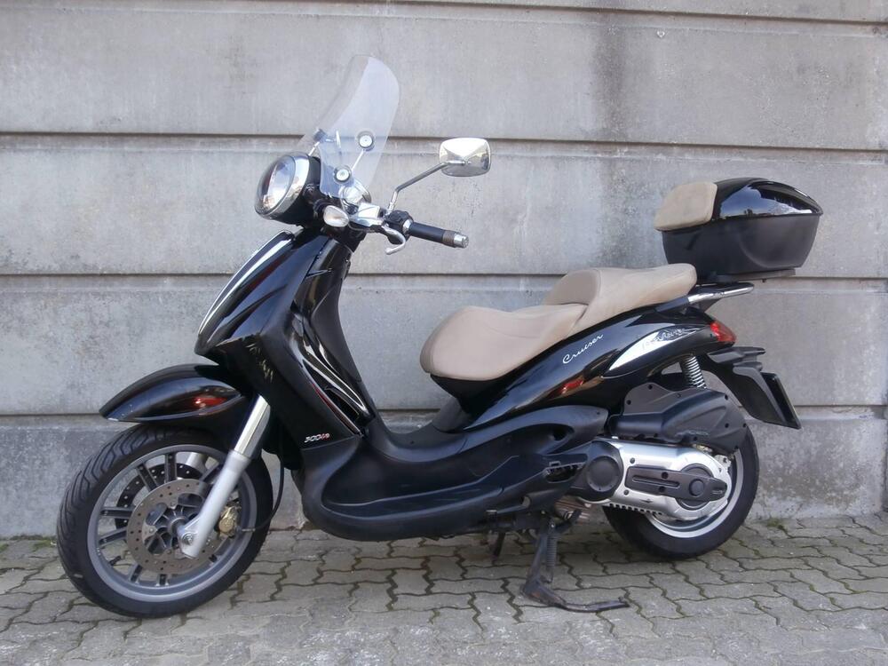 Piaggio Beverly Cruiser 500 (6)