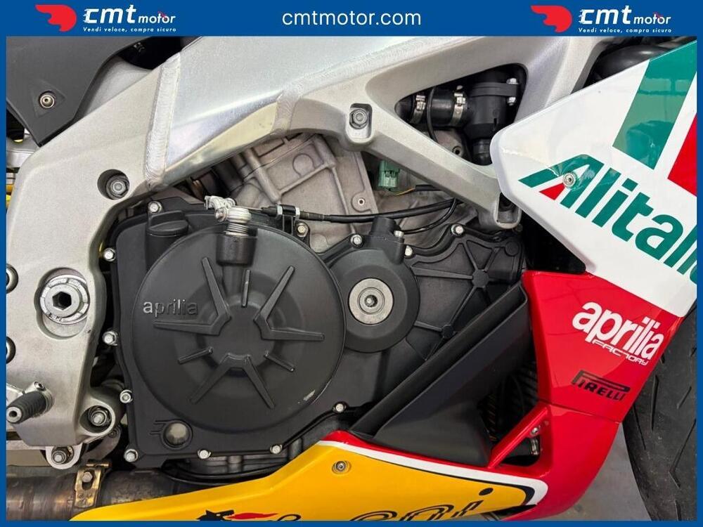 Aprilia RSV4 R (2009 - 12) (6)