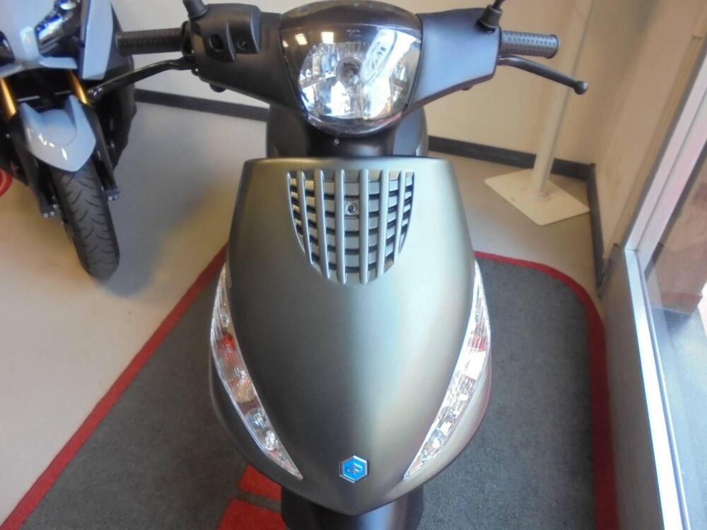 Piaggio Zip 50 S 4T (2021 - 25) (2)