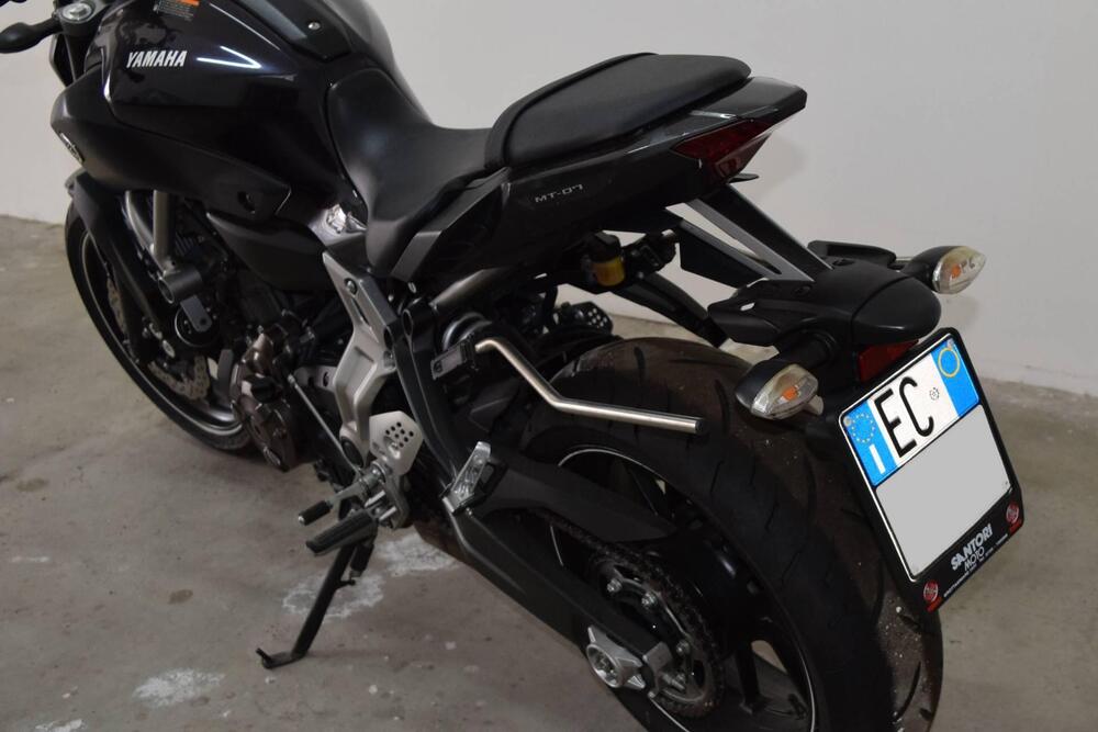 Yamaha MT-07 (2014 - 16) (2)