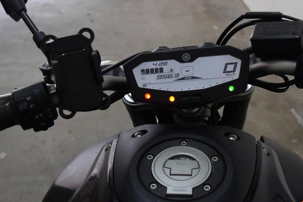 Yamaha MT-07 (2014 - 16) (4)