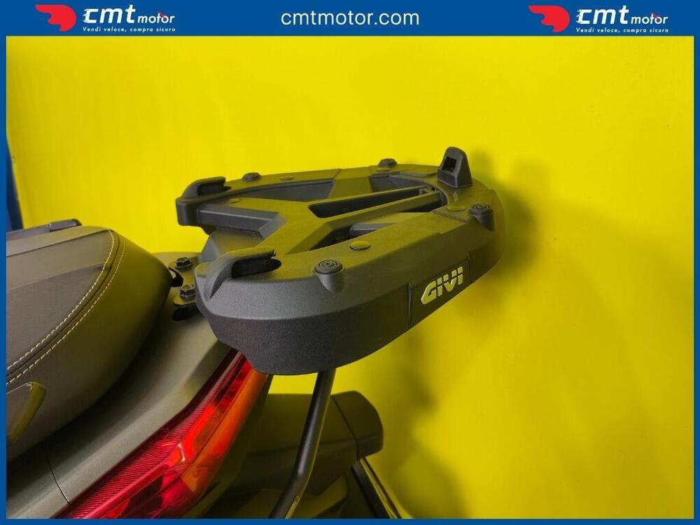 Yamaha X-Max 400 (2013 - 16) (7)