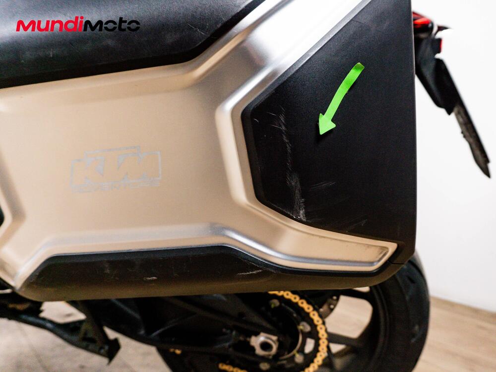 KTM 1290 Super Adventure S (2021) (13)