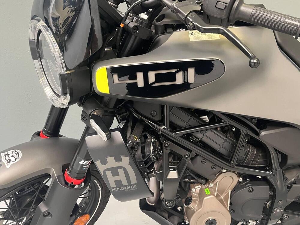 Husqvarna Svartpilen 401 (2024 - 26) (4)