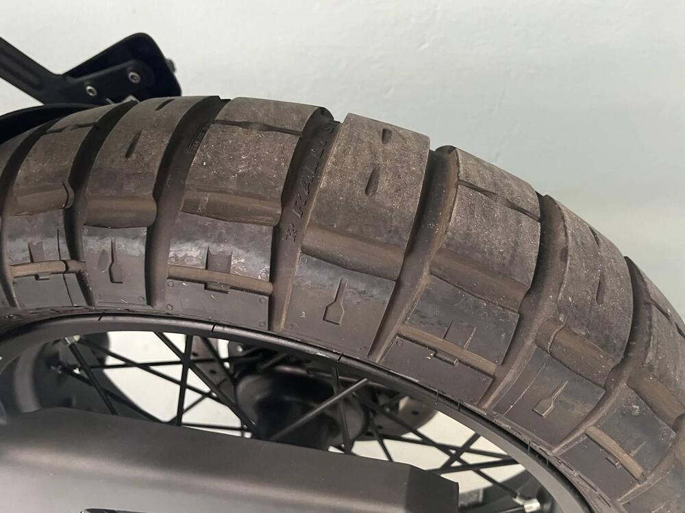 Husqvarna Svartpilen 401 (2024 - 26) (13)