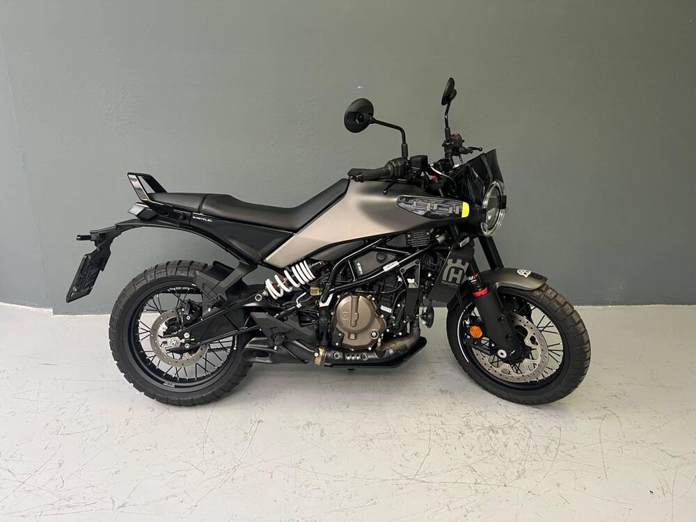 Husqvarna Svartpilen 401 (2024 - 26)