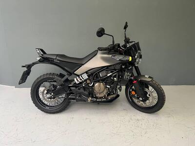 Husqvarna Svartpilen 401 (2024 - 26) usata