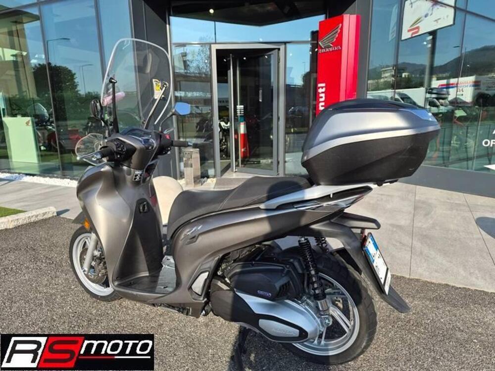 Honda SH 350 (2021 - 24) (3)