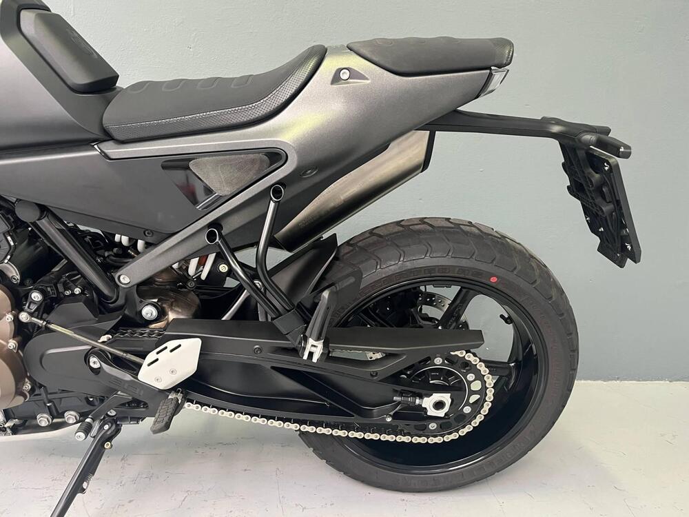 Husqvarna Svartpilen 801 L (2025 - 26) (6)