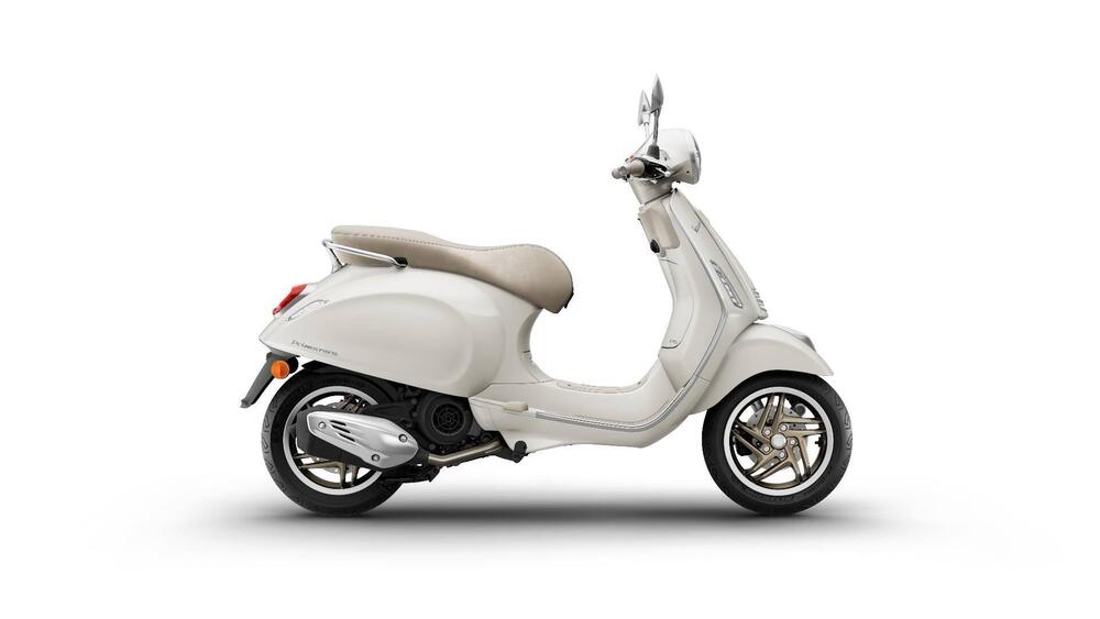 Vespa Primavera 150 (2026) (2)