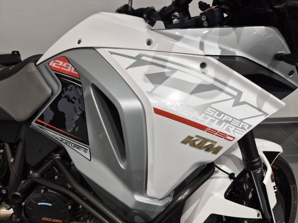 KTM 1290 Super Adventure T (2017) (3)