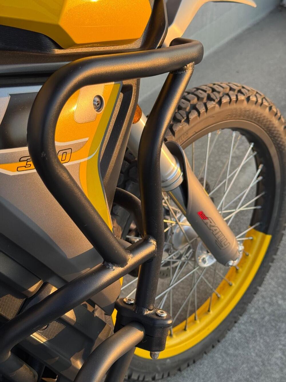 Voge Valico 300 Rally (2022 - 26) (10)