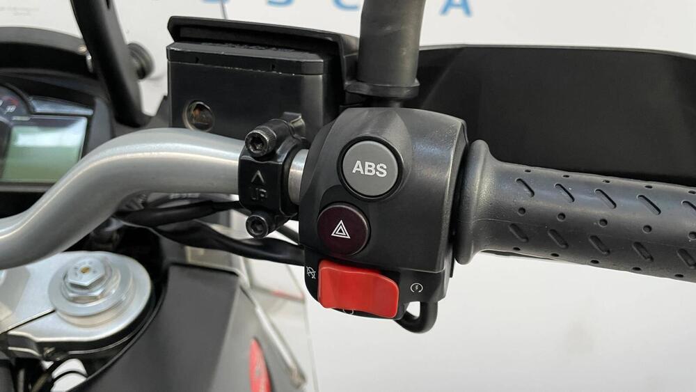 Moto Guzzi Stelvio 1200 NTX (2011 - 16) (11)