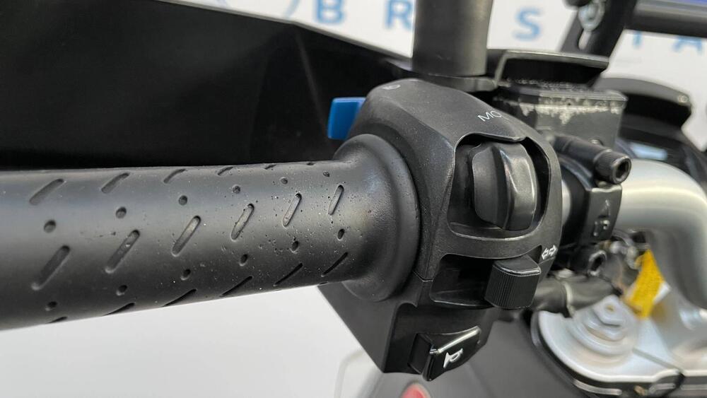 Moto Guzzi Stelvio 1200 NTX (2011 - 16) (9)