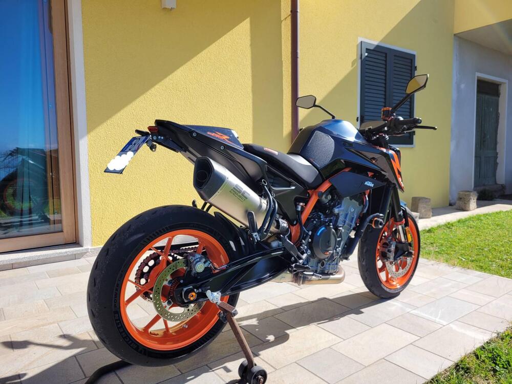KTM 890 Duke R (2022 - 23) (4)